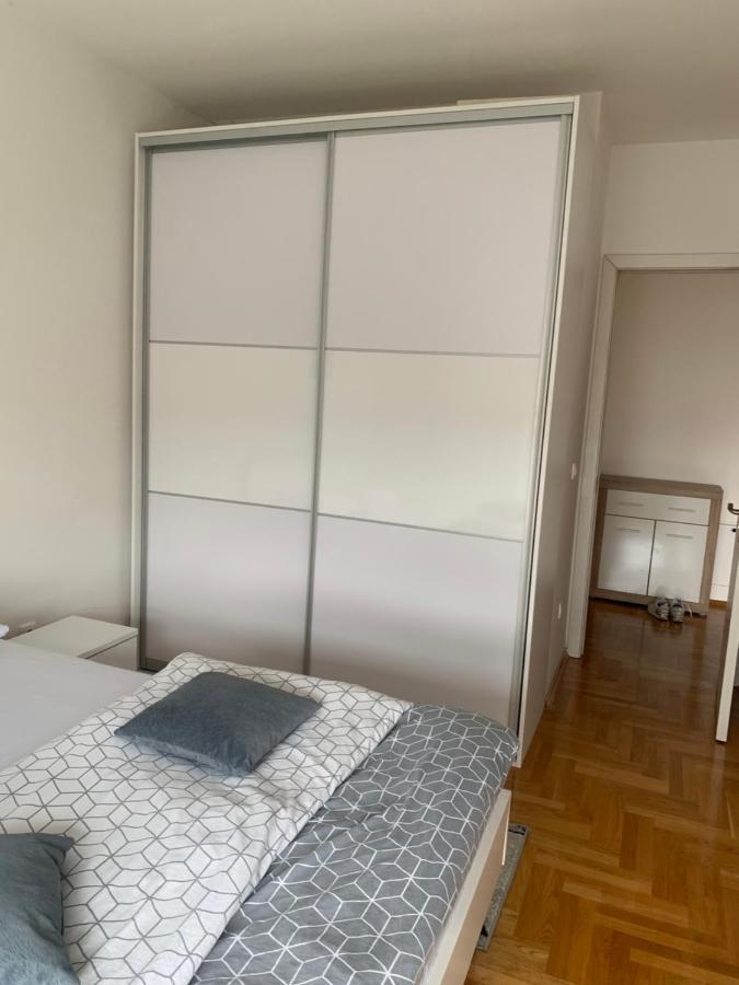 Stan Na Dan Bella Apartment Banja Luka Exterior photo